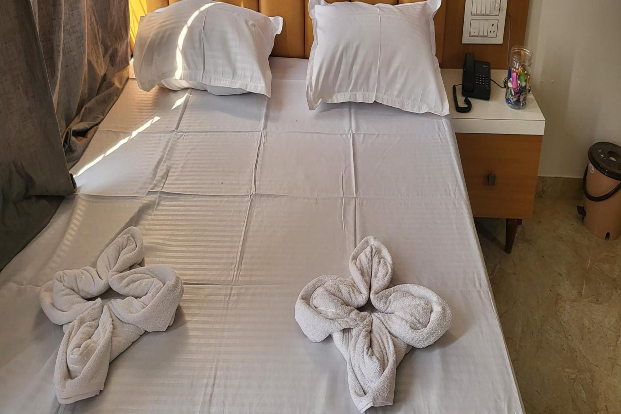 Hotel Ruchi Executive 사타라 외부 사진